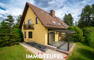 Haus samt Wintergarten