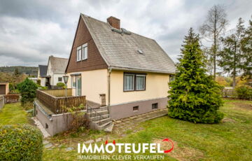 Terrasse mit Zugang zum Grundstück