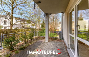 großer Balkon