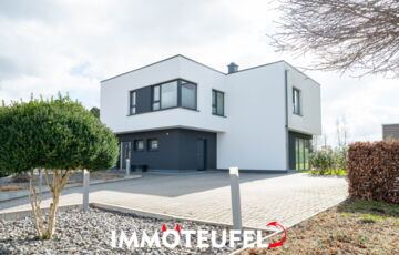 Modernes Bauhaus-Einfamilienhaus mit Traumgrundstück in ruhiger Bestlage von Chemnitz-Rabenstein in 09117 Chemnitz