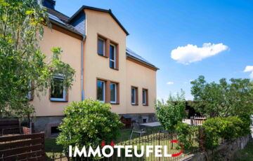 Modernisiertes Familienhaus in Neukirchen mit PV-Anlage, gepflegtem Garten & idyllischer Feldrandlage in 09221 Neukirchen/Erzgebirge