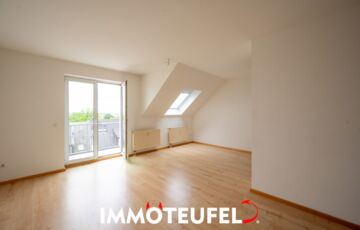 Charmante Dachgeschosswohnung mit Balkon und Traumausblick in ruhiger Lage von Chemnitz in 09131 Chemnitz