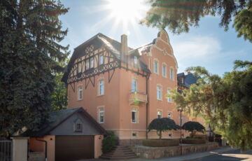 Zeitlose Eleganz in Burgstädt: Großzügige Traumwohnung in historischem Ambiente in 09217 Burgstädt