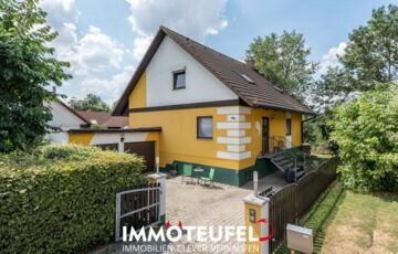 Schönes und großes Einfamilienhaus in ruhiger Lage in 08459 Neukirchen