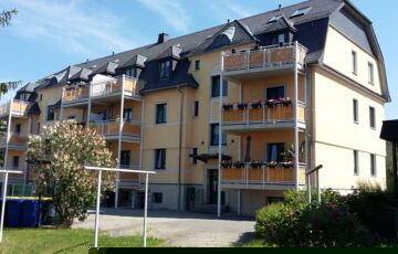 Voll vermietetes Mehrfamilienhaus in TOP-Lage in 08058 Zwickau / Crossen
