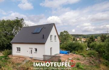Neuwertiges Einfamilienhaus in begehrter Stadtrandlage in 09224 Chemnitz Grüna