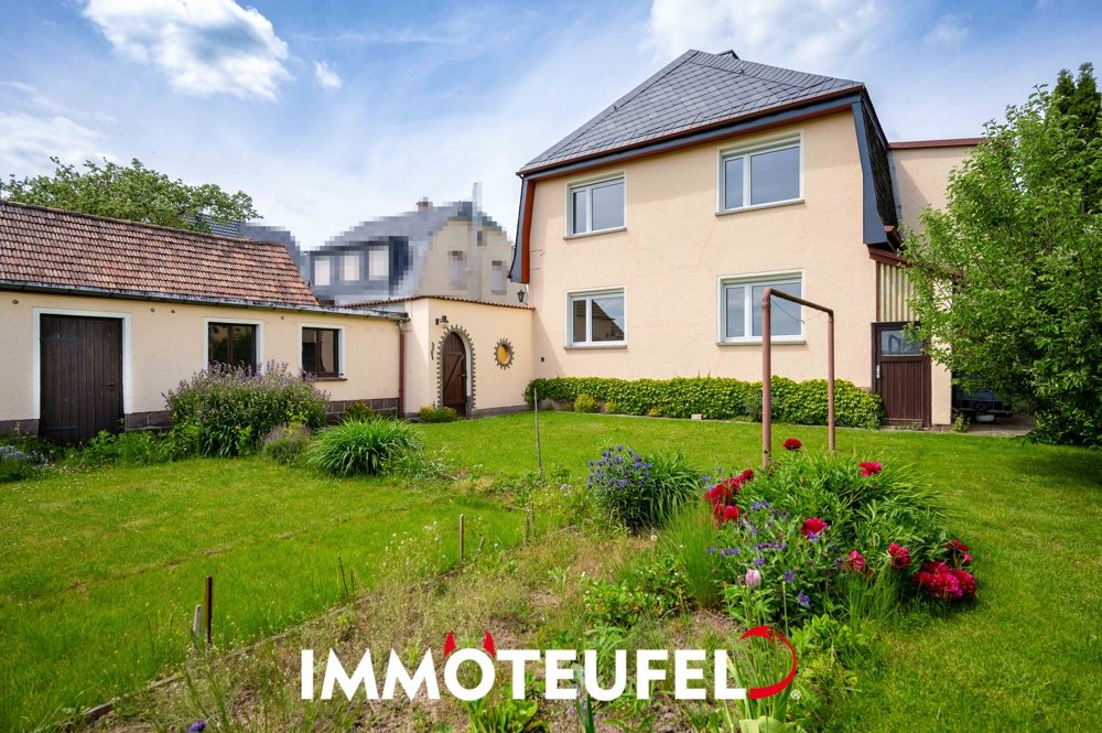 Viel Platz für die ganze Familie – Haus mit Potential, Garage & Nebengebäuden in Burgstädt – Bild 1