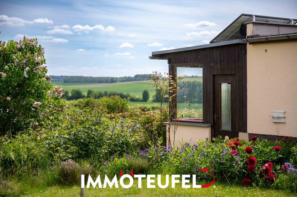 Viel Platz für die ganze Familie – Haus mit Potential, Garage & Nebengebäuden in Burgstädt – Bild 10
