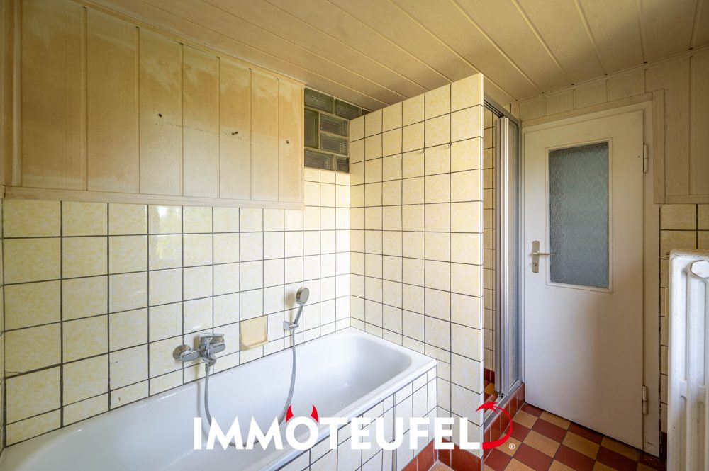 Viel Platz für die ganze Familie – Haus mit Potential, Garage & Nebengebäuden in Burgstädt – Bild 13