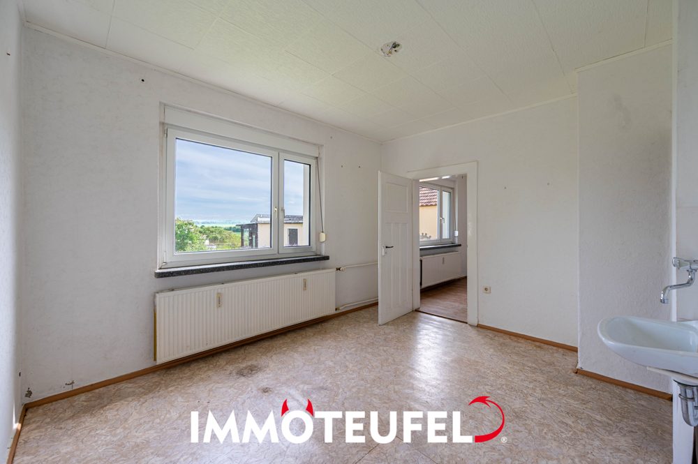 Viel Platz für die ganze Familie – Haus mit Potential, Garage & Nebengebäuden in Burgstädt – Bild 16