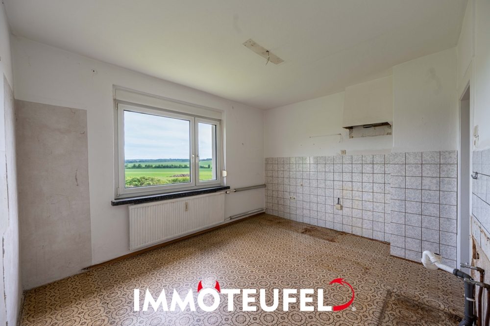 Viel Platz für die ganze Familie – Haus mit Potential, Garage & Nebengebäuden in Burgstädt – Bild 17