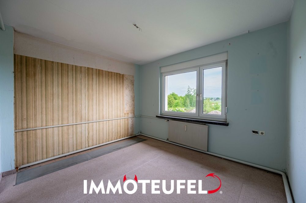 Viel Platz für die ganze Familie – Haus mit Potential, Garage & Nebengebäuden in Burgstädt – Bild 21