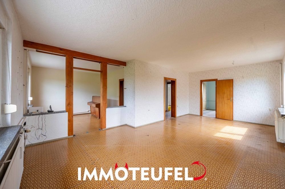 Viel Platz für die ganze Familie – Haus mit Potential, Garage & Nebengebäuden in Burgstädt – Bild 23