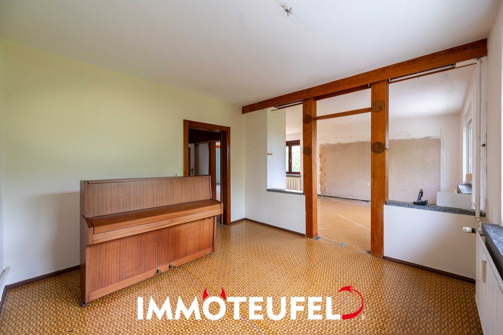 Viel Platz für die ganze Familie – Haus mit Potential, Garage & Nebengebäuden in Burgstädt – Bild 24