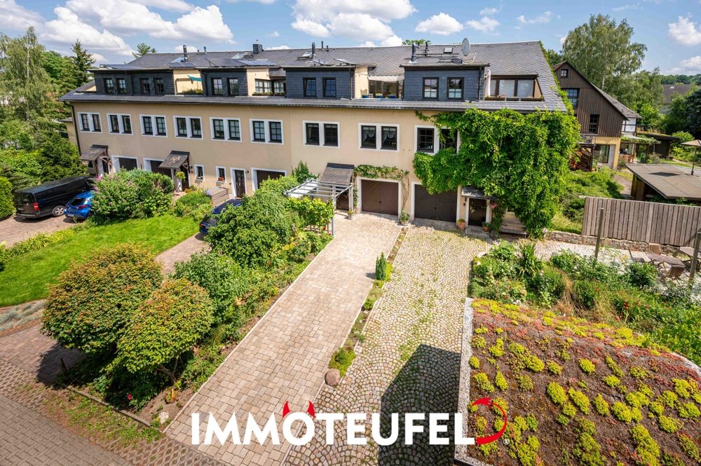 Wohntraum in Adelsberg | Einliegerwohnung, Dachterrasse, Kamin, Garage & sonniger Garten – Bild 2