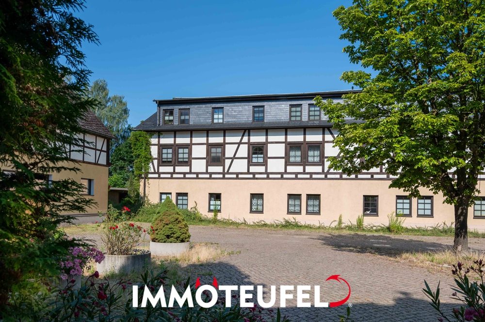 Wohntraum in Adelsberg | Einliegerwohnung, Dachterrasse, Kamin, Garage & sonniger Garten – Bild 3