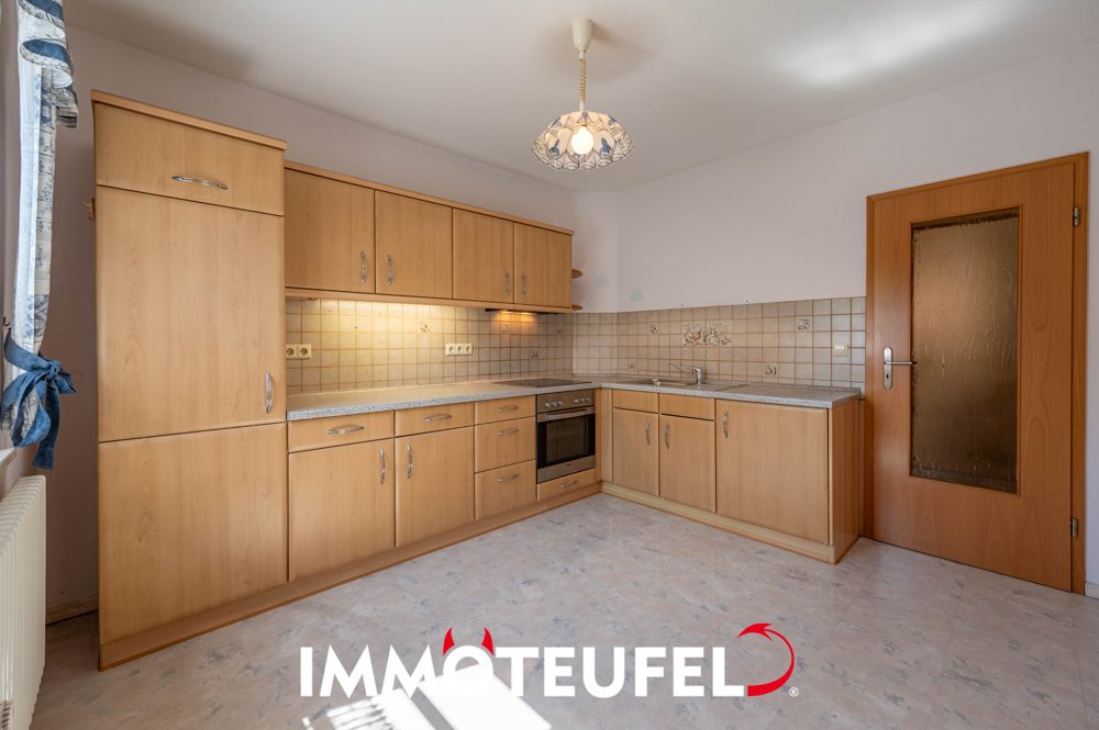 Wohntraum in Adelsberg | Einliegerwohnung, Dachterrasse, Kamin, Garage & sonniger Garten – Bild 14