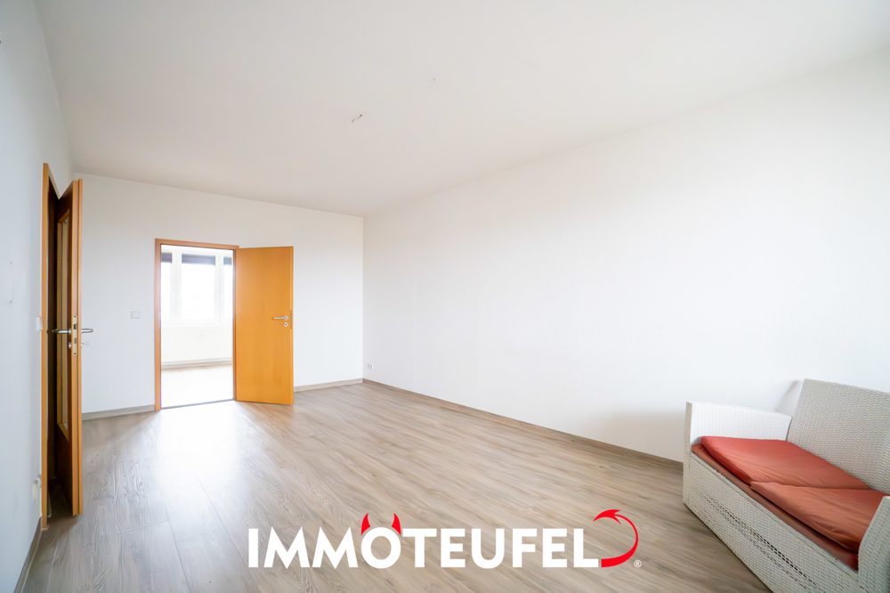 Gemütliche 2-Zimmer-Wohnung mit großen Balkon und Einbauküche – Bild 9