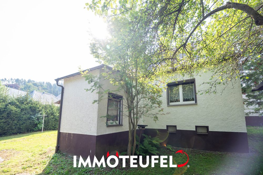 Ihr neues Zuhause in Burkhardtsdorf – Einfamilienhaus mit Garage, Garten und viel Potenzial – Bild 4
