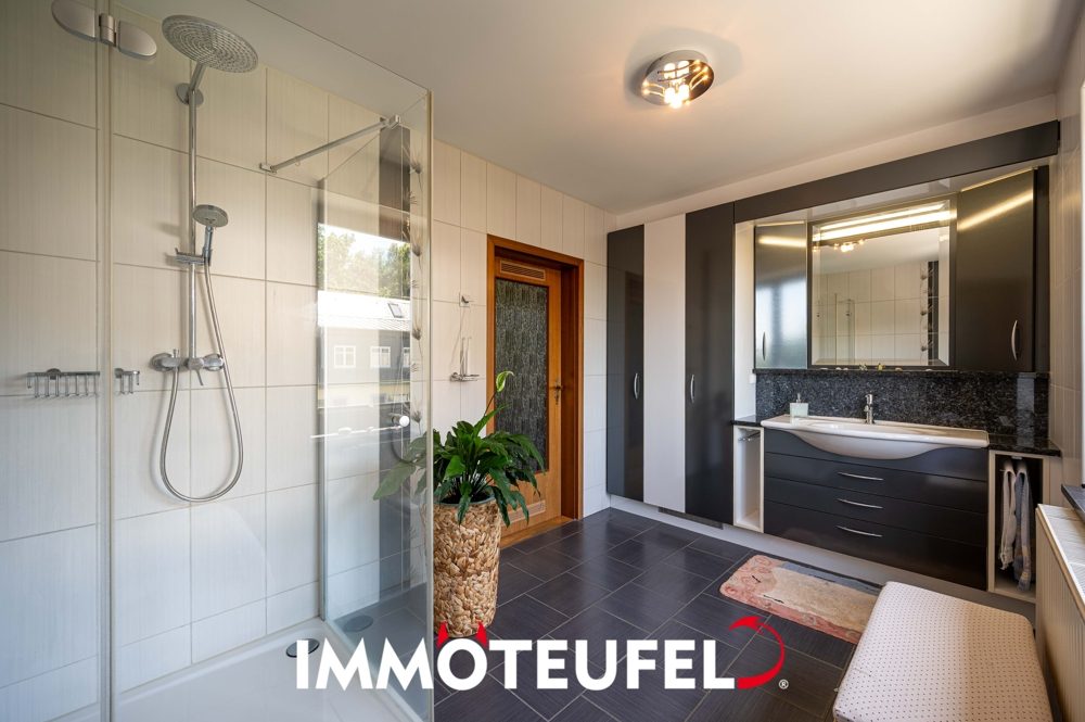 Ein Haus – viele Möglichkeiten | Mehrfamilienhaus für Eigennutzer und Kapitalanleger in Penig – Bild 8