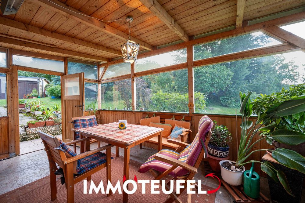 Naturidyll für Familien: Traumgarten im Erzgebirge, Kamin, Wintergarten und beheizter Pool inklusive – Bild 14