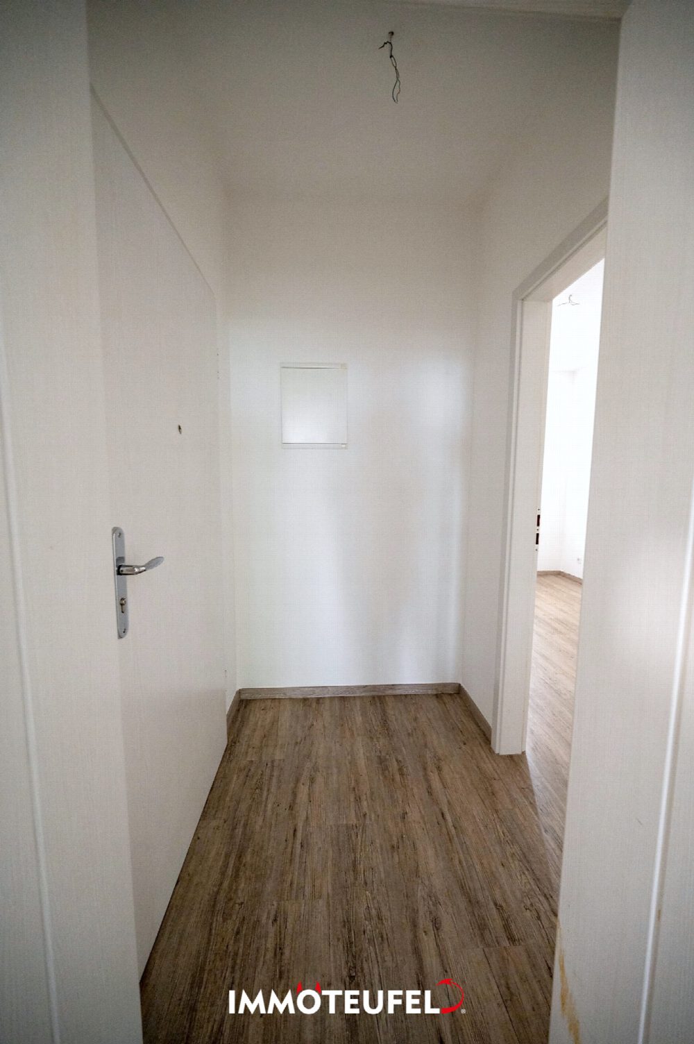 Freie 2-Raum-Wohnung mit Einbauküche auf dem Kaßberg – attraktiv für Eigennutzer und Kapitalanleger – Bild 12
