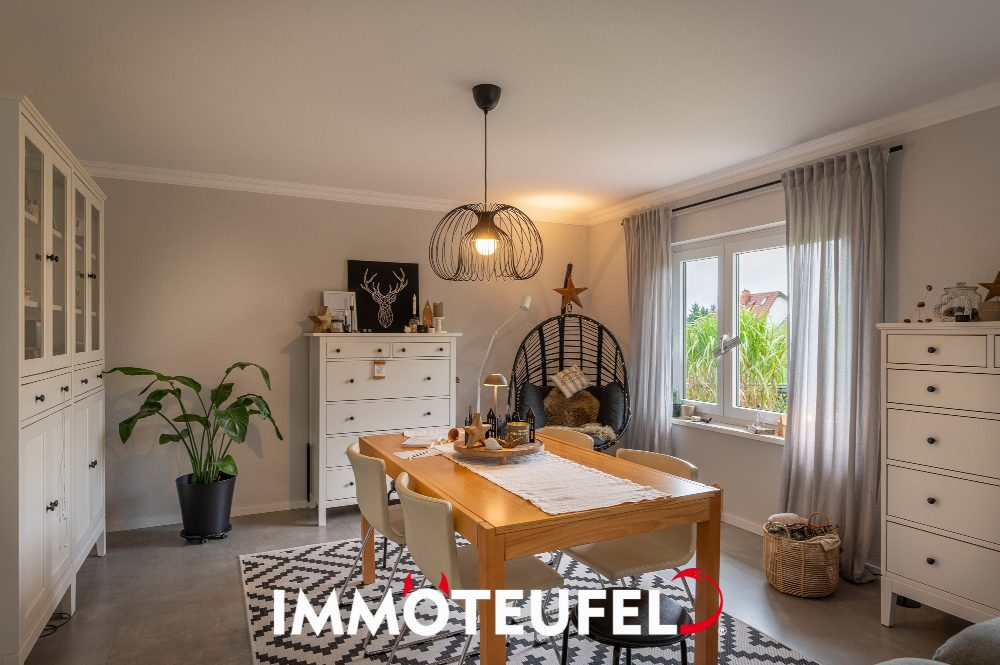 Familienglück in Zwickau – modernisiertes Reihenendhaus mit Garten, Garage und moderner Ausstattung! – Bild 8