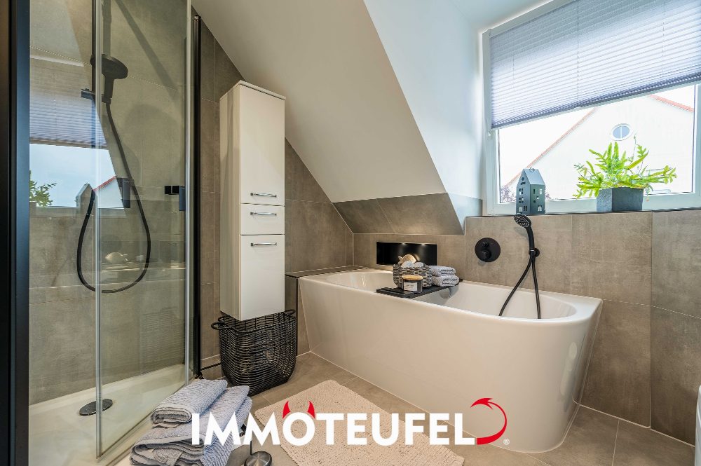 Familienglück in Zwickau – modernisiertes Reihenendhaus mit Garten, Garage und moderner Ausstattung! – Bild 15