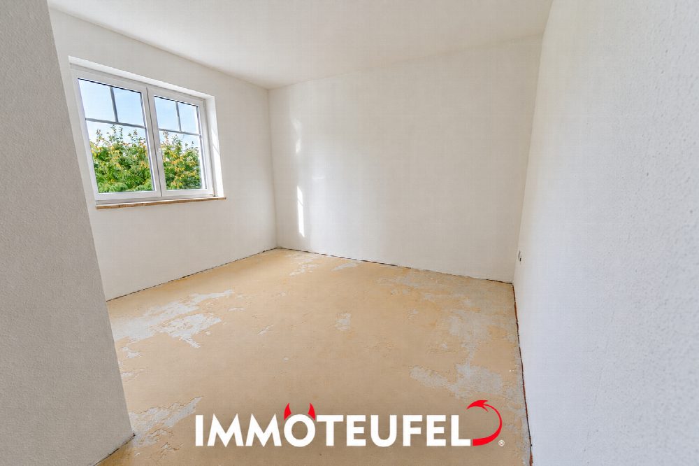Vier Zimmer für Ihre Wohnideen – freie Eigentumswohnung mit Fußbodenheizung und Stellplatz in Gornau – Bild 13