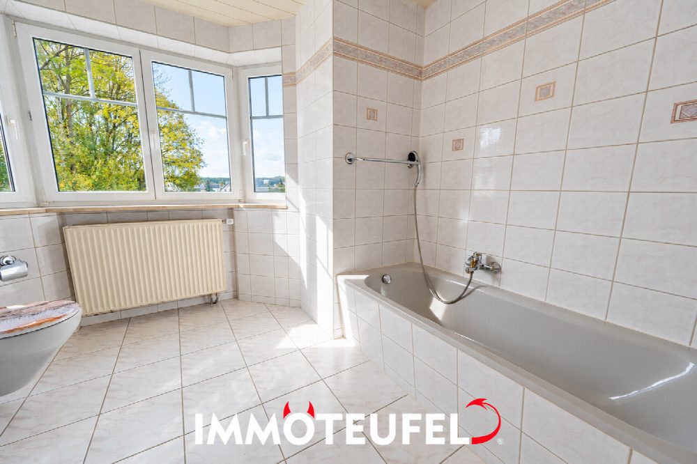 Vier Zimmer für Ihre Wohnideen – freie Eigentumswohnung mit Fußbodenheizung und Stellplatz in Gornau – Bild 17